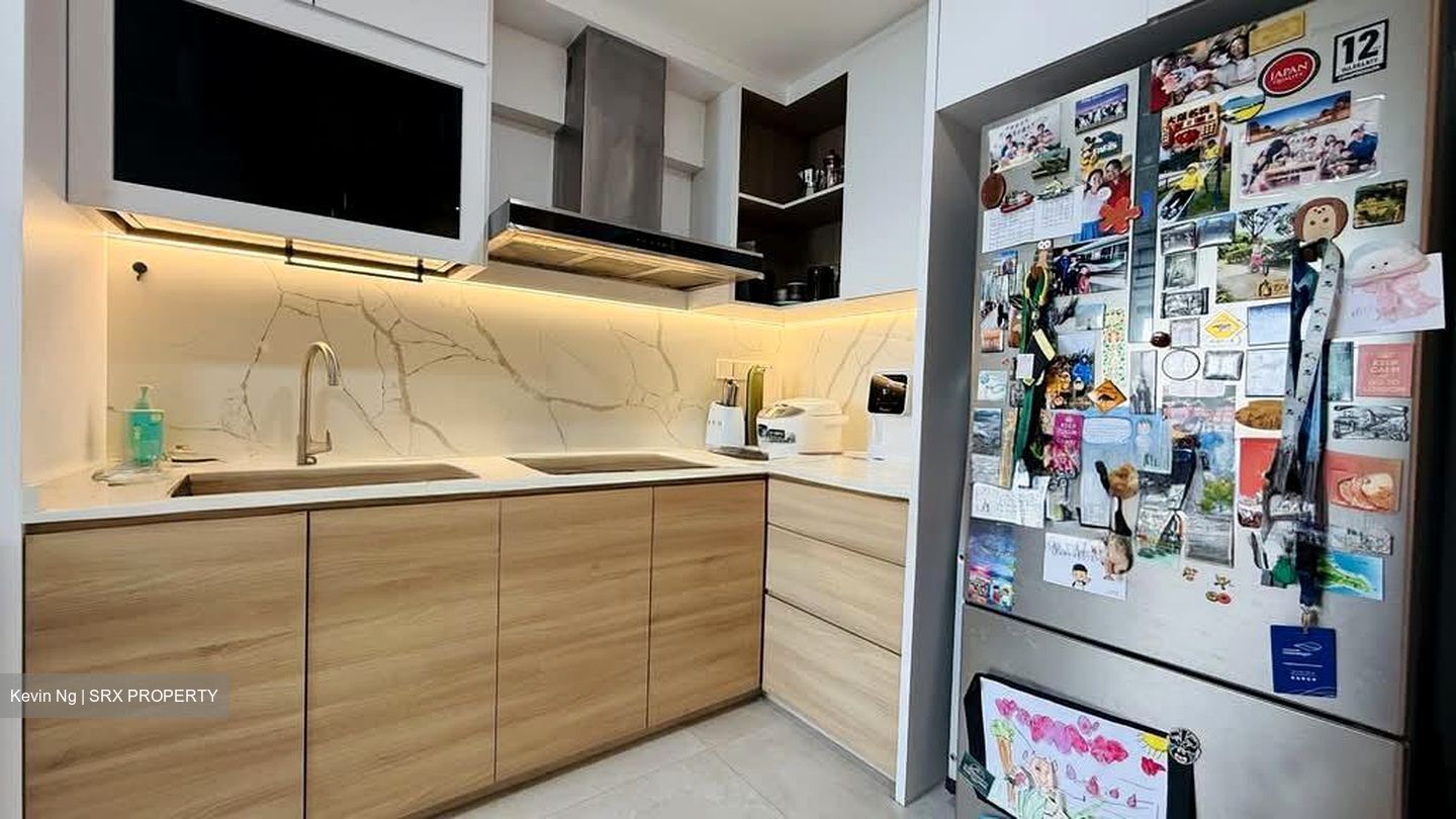 Blk 633 Hougang Avenue 8 (Hougang), HDB Executive #558942571